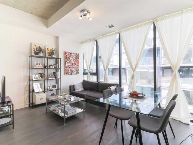 38 Stewart St, Unit 1008