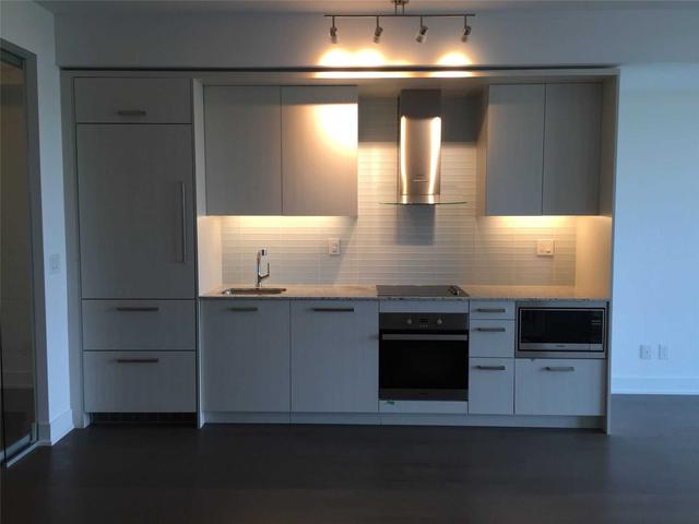 3018 Yonge St, Unit 814