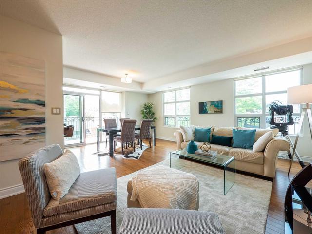 650 Mount Pleasant Rd, Unit 415