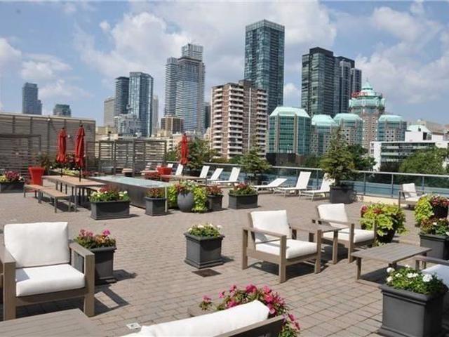 500 Sherbourne St, Unit 2405
