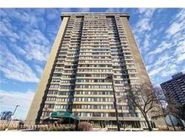 55 Skymark Dr, PH#03