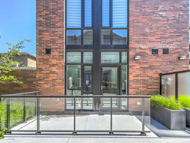 25 Malcolm Rd, Unit 113