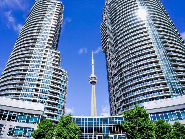 208 Queens Quay W, Unit 1914