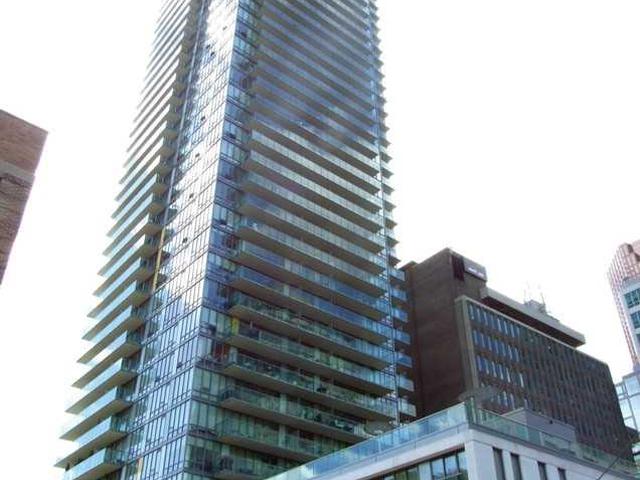 33 Lombard St, Unit 3504
