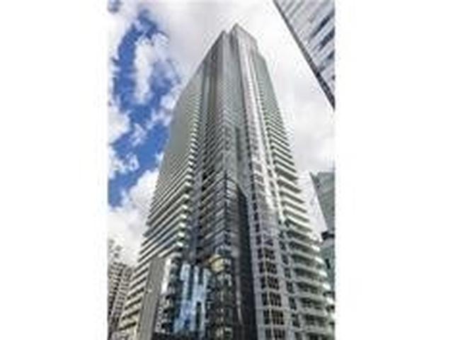 300 Front St W, Unit 2804 photo #1