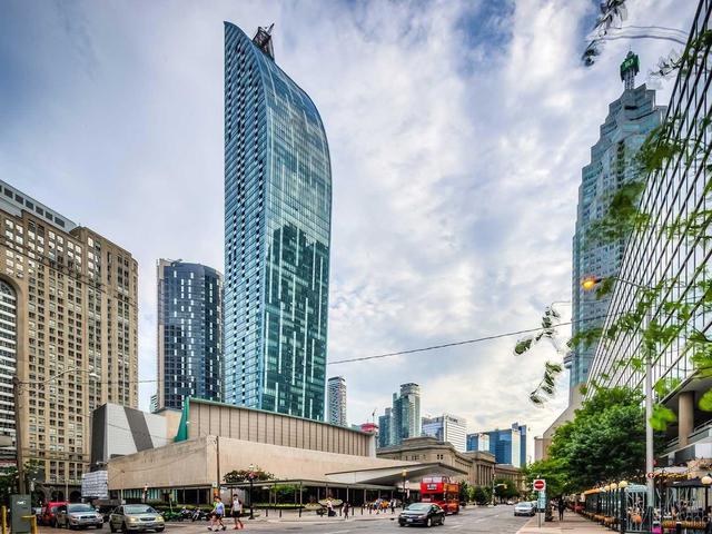 8 The Esplanade Ave, Unit 2205