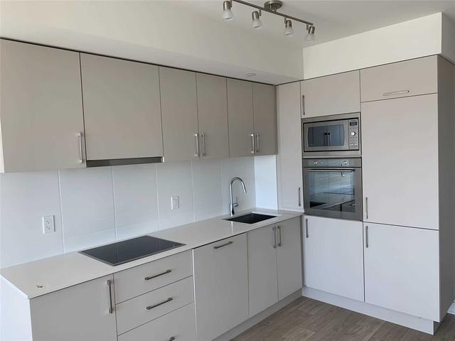 27 Bathurst St, Unit 1108W