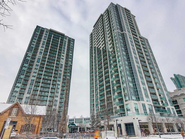18 Harrison Garden Blvd, Unit 911
