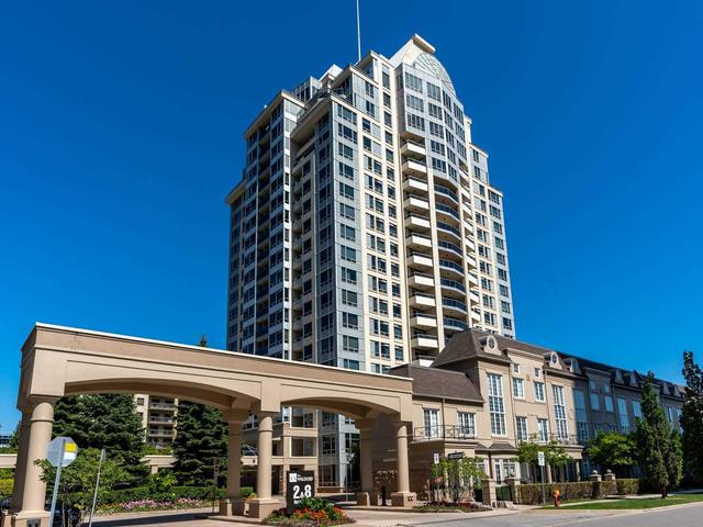 8 Rean Dr, Unit 504