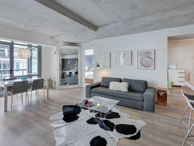 55 Stewart St, Unit 721