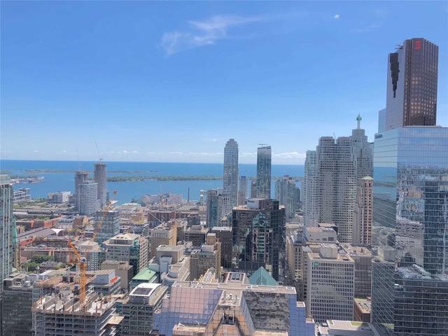 197 Yonge St, Unit 4708