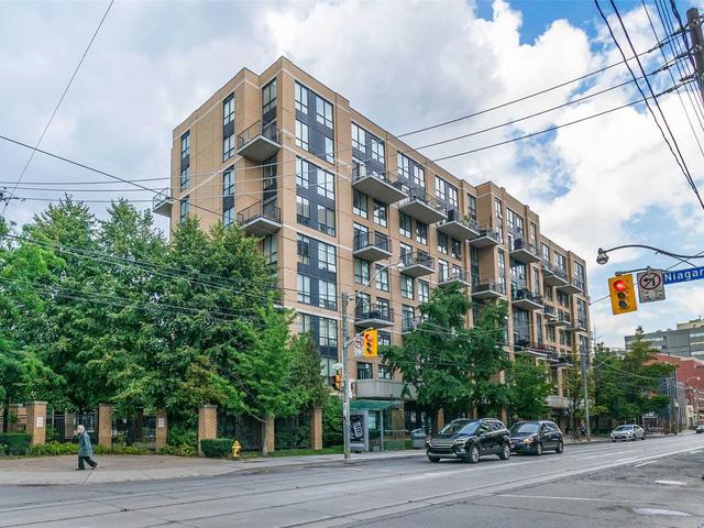 800 King St W, Unit 816