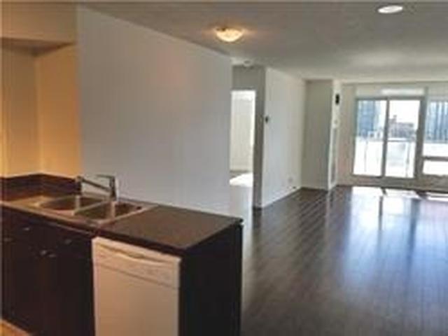 361 Front St W, Unit 1706