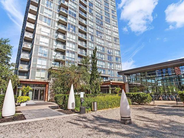 11 Brunel Crt, Unit 807