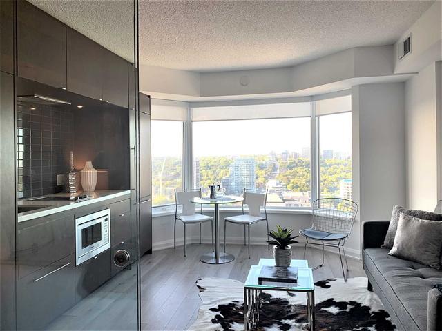 2801 - 155 Yorkville Ave