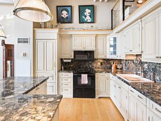 90 Sumach St, Unit 603