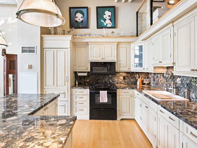 90 Sumach St, Unit 603