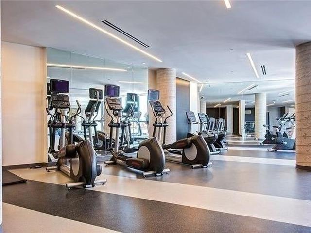 1716 - 51 East Liberty St