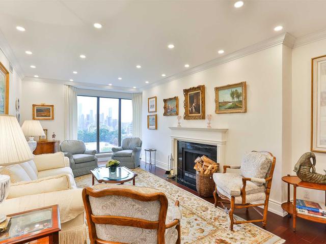 70 Rosehill Ave, Unit 908