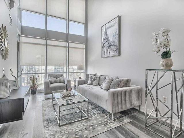 3201 - 15 Fort York Blvd