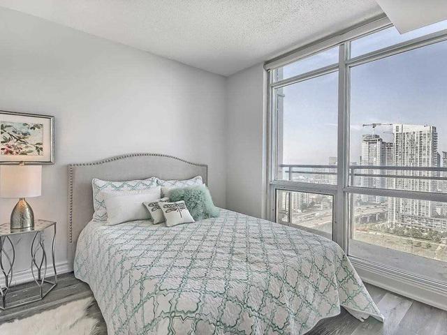 3201 - 15 Fort York Blvd