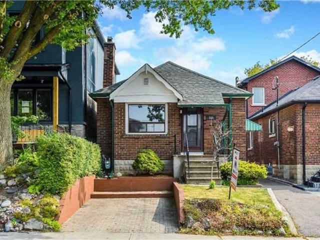 389 Winnett Ave