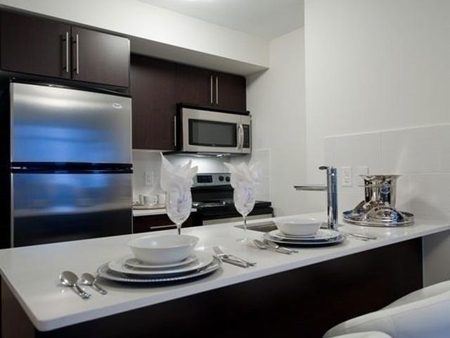 1701 - 105 Harrison Garden Blvd