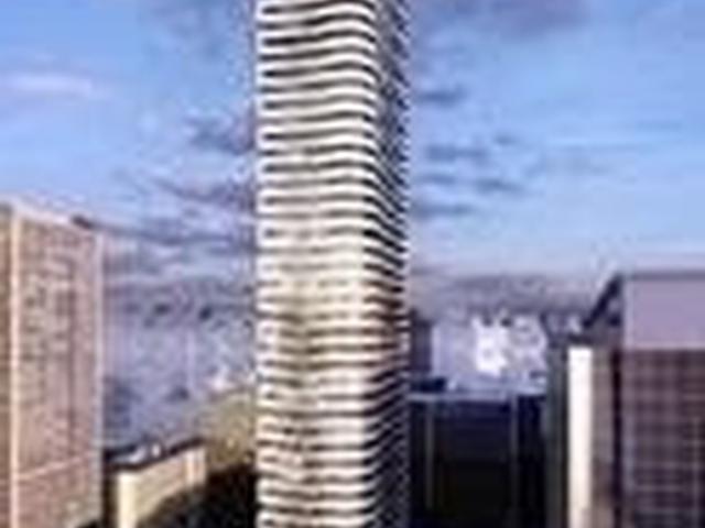 4601 - 197 Yonge St
