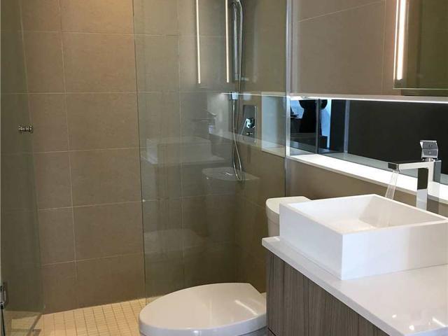 215 Queen St W Unit 1412 Toronto