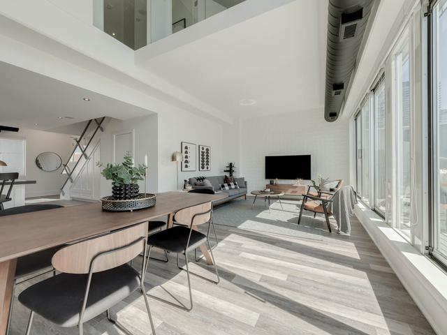 712 - 388 Richmond St W