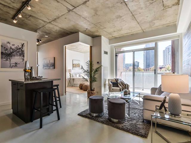 1 Shaw St, Unit 410