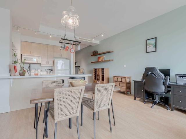 210 - 562 Eglinton Ave E