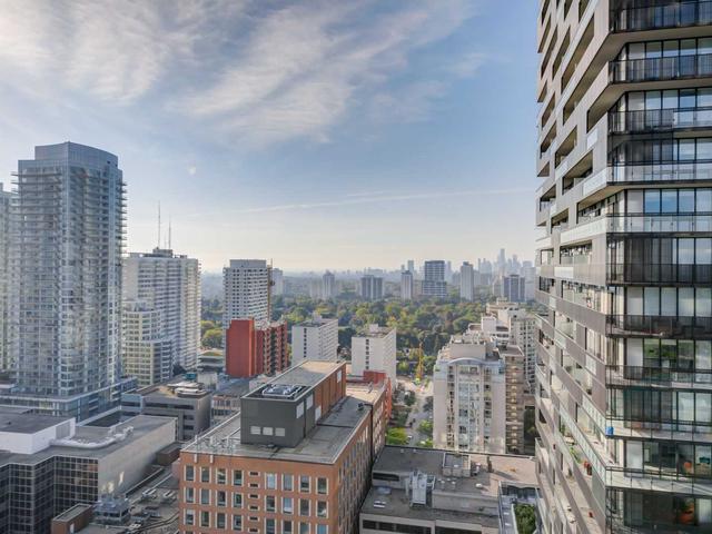 2502 - 30 Roehampton Ave