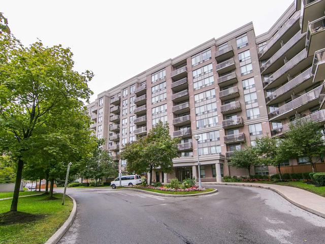 1720 Eglinton Ave E, PH8
