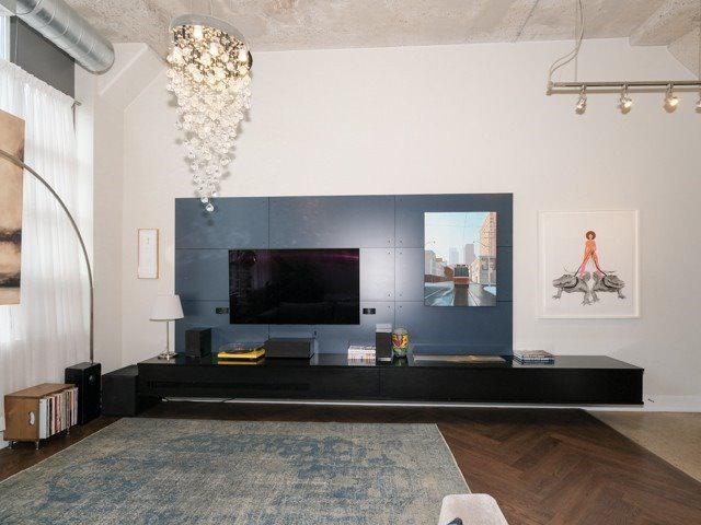 520 - 637 Lake Shore Blvd W