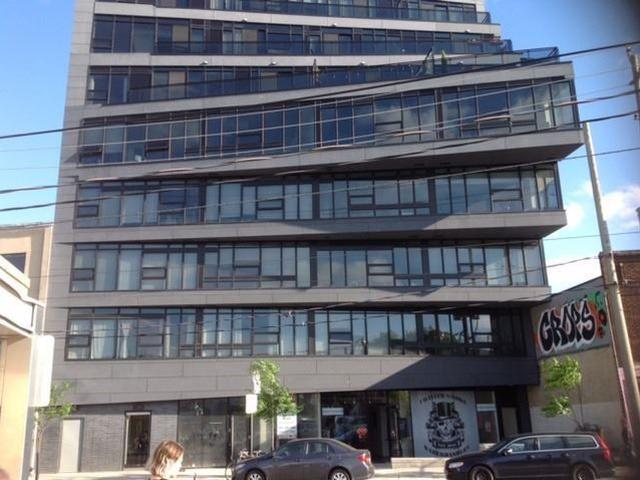 501 - 1239 Dundas St W