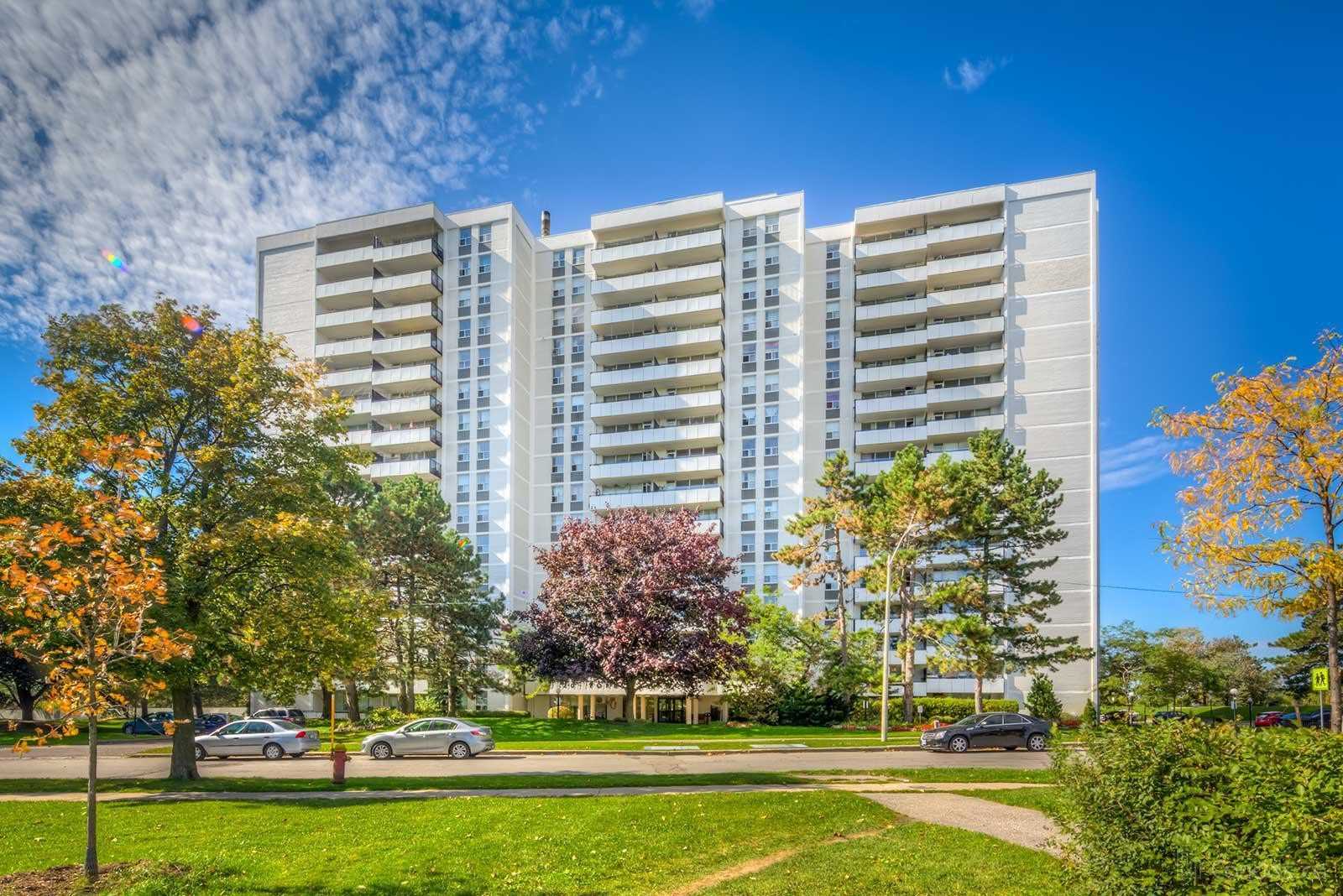 201 20 Forest Manor Rd, North York Terminated, C4593824 Condos.ca