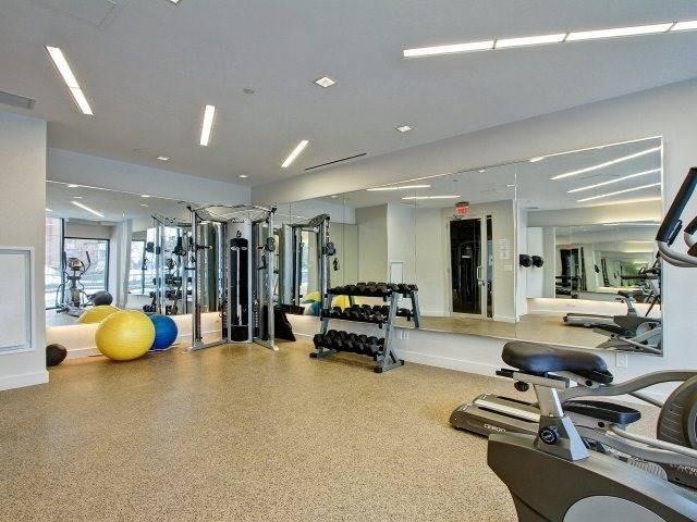 801 - 85 The Donway W