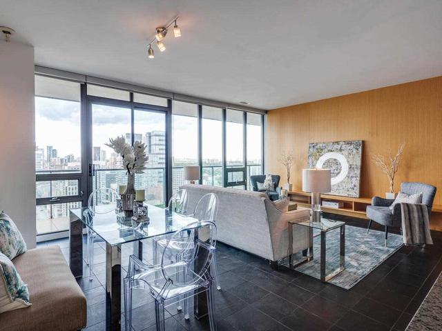 33 Lombard St, Unit 3103