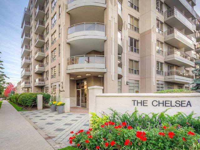 19 Barberry Pl, Unit 204