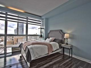 7 Broadway Ave, Unit 1002