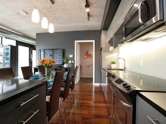 TH107 - 47 Lower River St