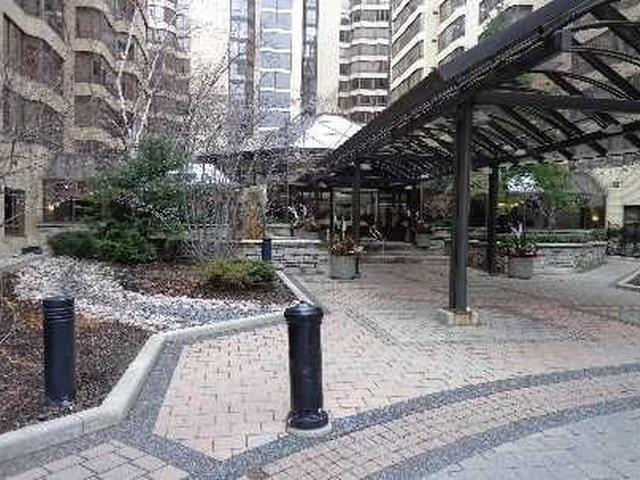 211 St Patrick St, Unit 806