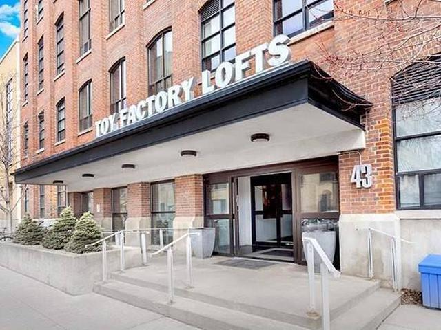 43 Hanna Ave, Unit 412