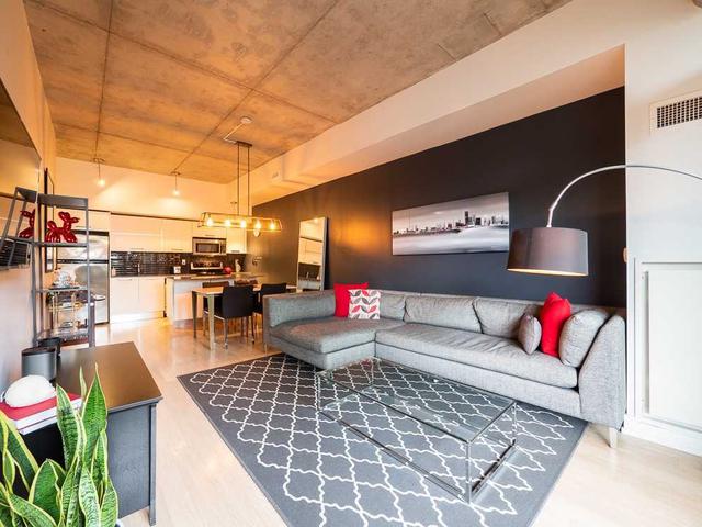 20 Stewart St, Unit 306