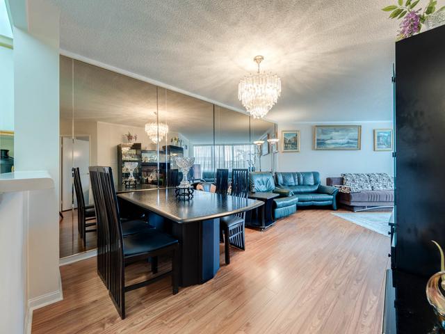 601 - 1131 Steeles Ave W