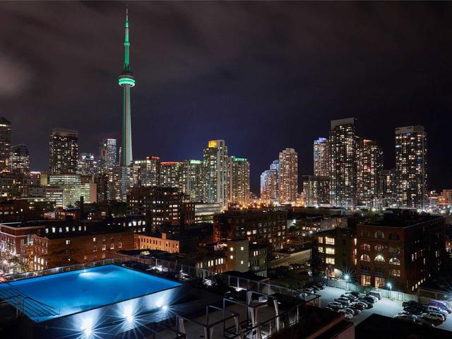 1112 - 560 King St W