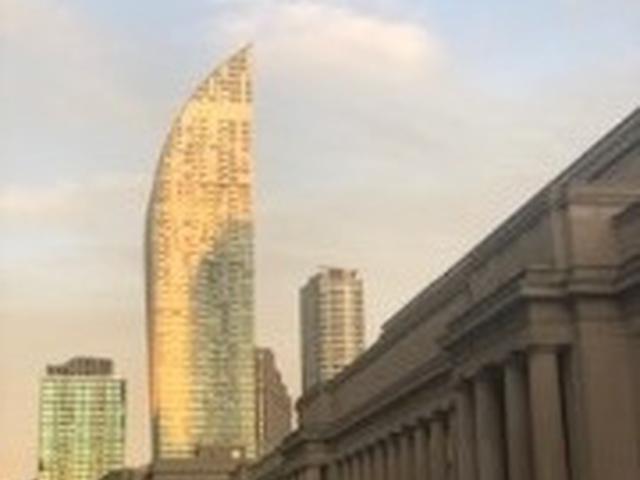 5302 - 8 The Esplanade