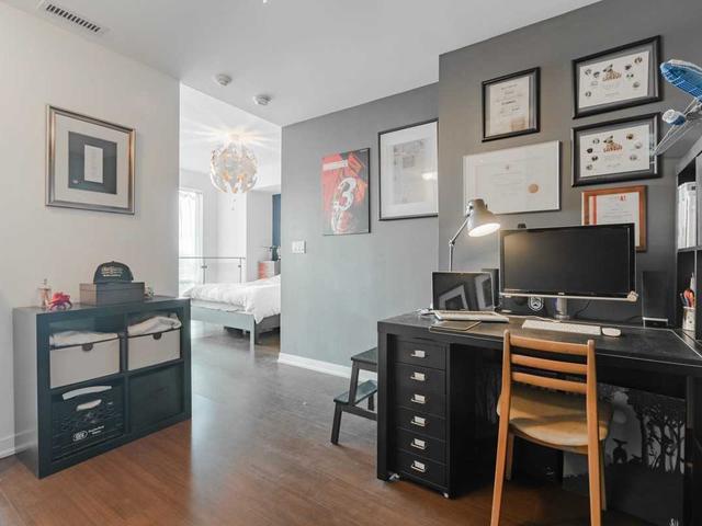 914 - 55 East Liberty St