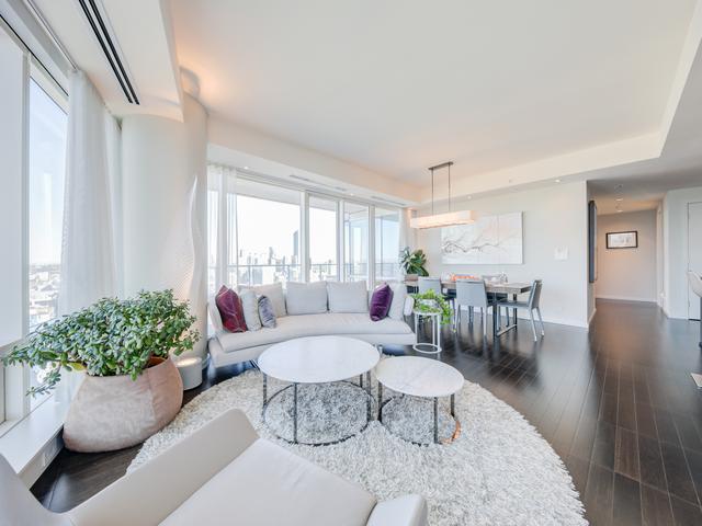 180 University Ave, Unit 4505